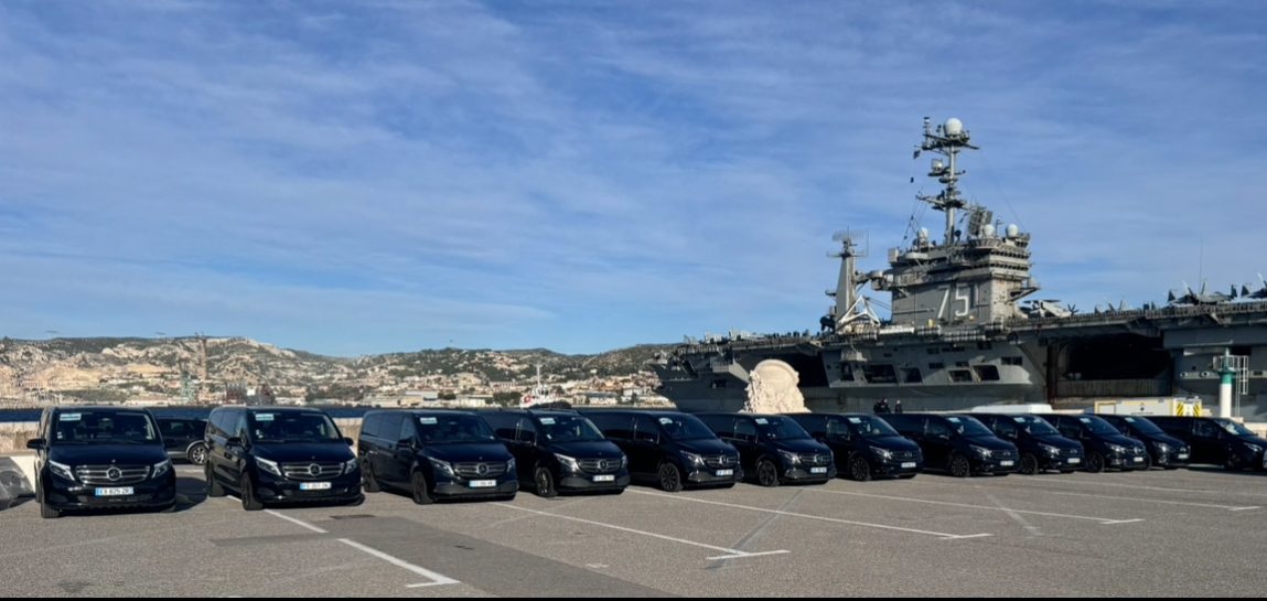 Flotte de berlines et vans Mercedes Black Pearl Transport en Provence